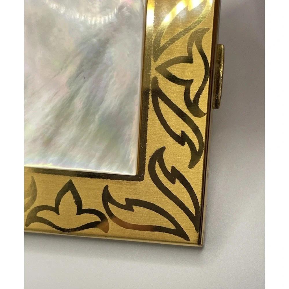 Vintage Elgin American Gold Tone‎ Etched Makeup Compact Mirror Mother Of Pearl